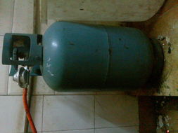 公司转型之际，办公用品低价销售公告