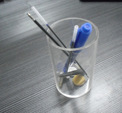 亚克力工厂直销 全透明圆柱形有机玻璃容器的价值与应用